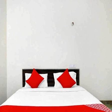 Hotel Sky Bird Bhauli Zewnętrze zdjęcie