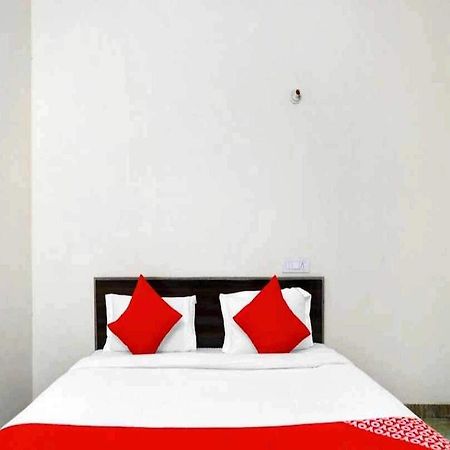 Hotel Sky Bird Bhauli Zewnętrze zdjęcie