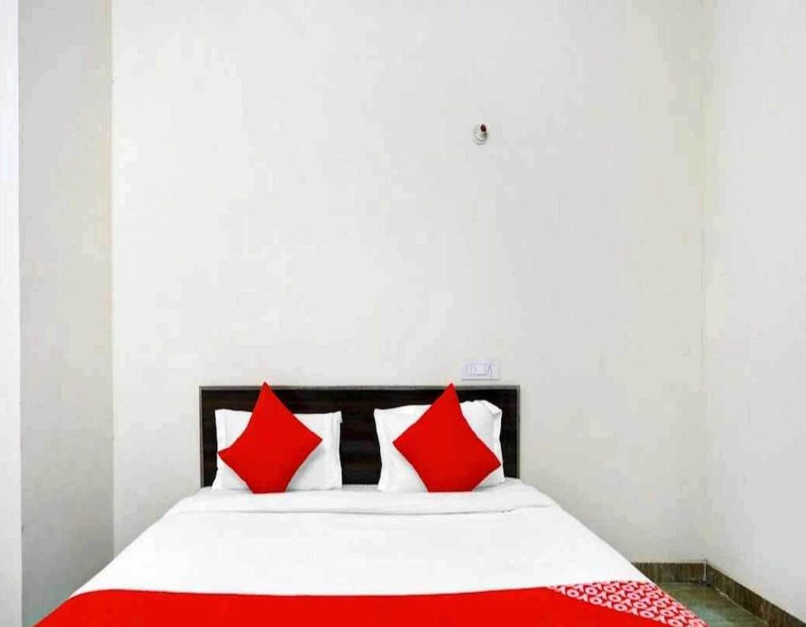 Hotel Sky Bird Bhauli Zewnętrze zdjęcie