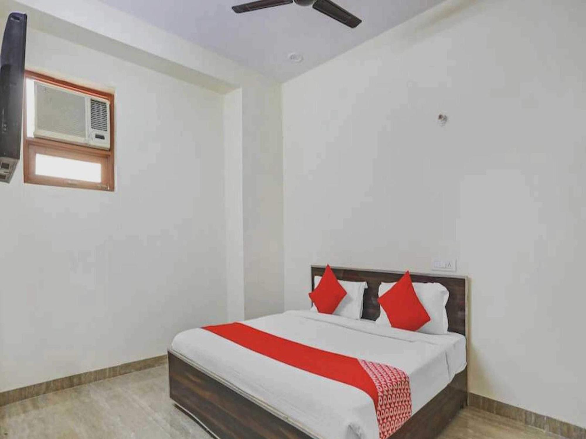 Hotel Sky Bird Bhauli Zewnętrze zdjęcie