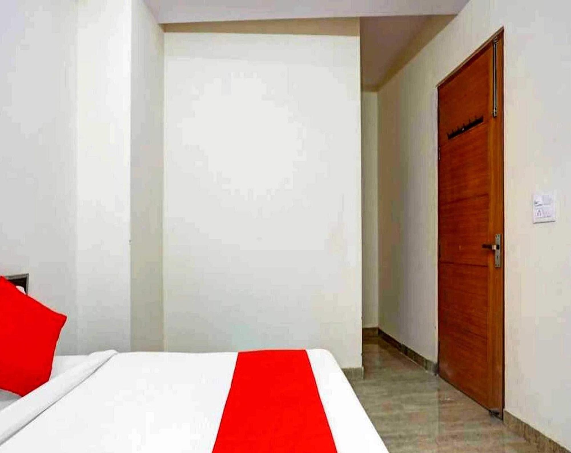 Hotel Sky Bird Bhauli Zewnętrze zdjęcie